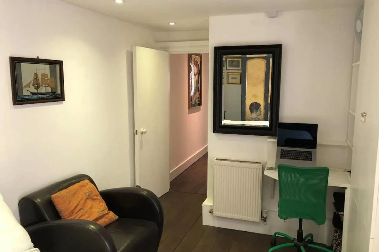 Lägenhet Cozy 2 Bedroom Flat In The Heart Of Brighton